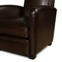 Chocolate Leather club chair Léon, zoom armrest