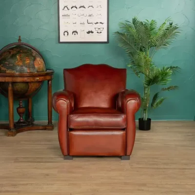 Petit Moustache Club Chair