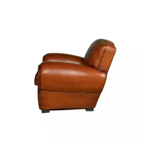 Havana leather club chair Grand Chapeau de Gendarme in side view